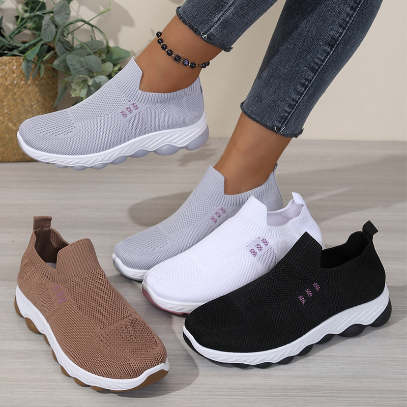 Women's Mesh Comfort Slip-On Shoes – Breathable, Lightweight & Non-Slip